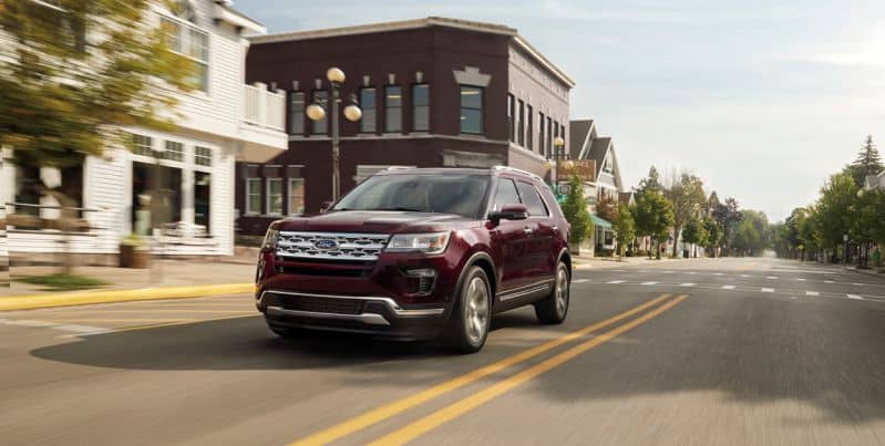 Đánh giá ngoại thất xe suv 7 chỗ Ford Explorer mặt ca lăng